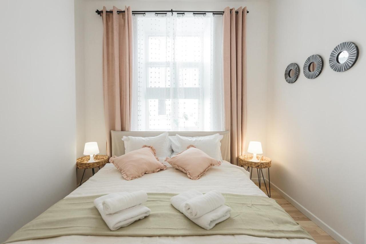 1212 Apartments With Free Parking Riga Kültér fotó