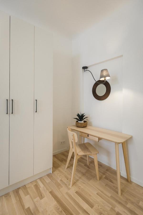 1212 Apartments With Free Parking Riga Kültér fotó
