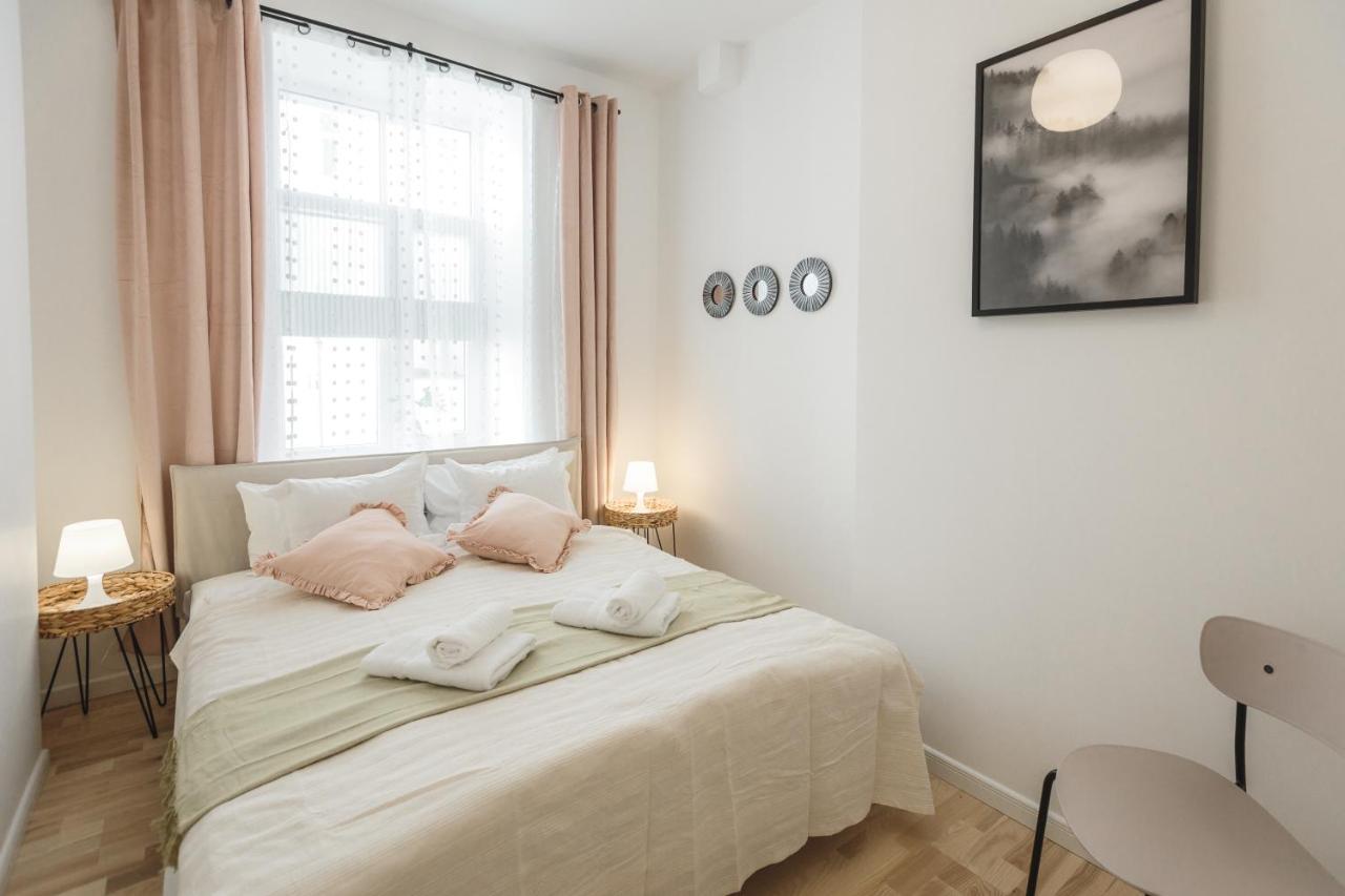 1212 Apartments With Free Parking Riga Kültér fotó